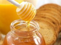 Як правильно їсти мед