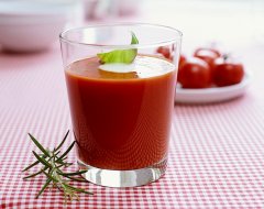Користь томатного соку для організму