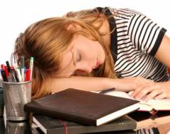 Недолік сну порушує роботу всього організму