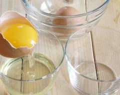 Маски для обличчя з яйця - просто і ефективно