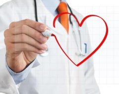 Коли звертатися до лікаря кардіолога?