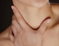 5 симптомів які вказують на проблеми зі щитовидною залозою