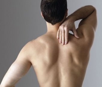 Що робити при розтягуванні м'язів спини?