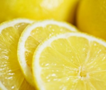 Користь лимонів для жінок чоловіків і дітей