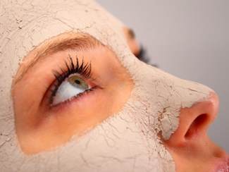 Маски з крохмалю для обличчя: очищення, живлення і підтяжка