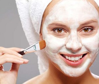 Використання масок для обличчя з перекисом водню в домашніх умовах
