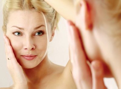Кращі косметичні препарати і народні засоби для звуження пор на обличчі