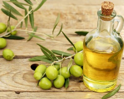 Чи можна приймати оливкову олію на голодний шлунок? 
