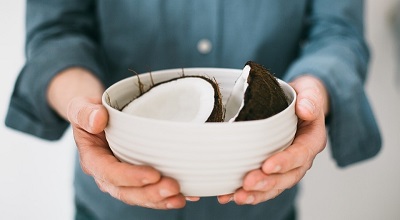 Як правильно їсти кокос: 4 простих рецепта в домашніх умовах