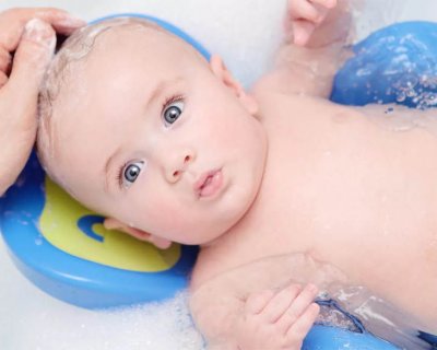 Як купати новонародженого: правильні поради для недосвідченій мамі