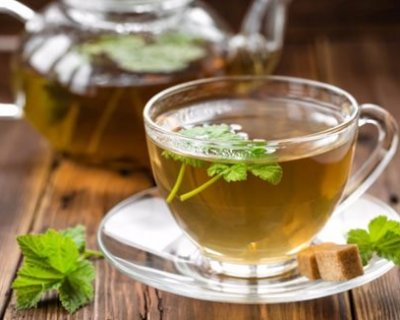 Чай з смородинового листя: користь і шкода напою