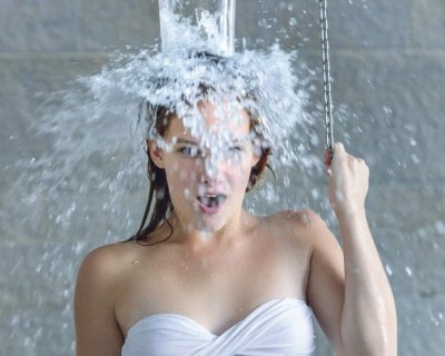 11 причин кожен день приймати холодний душ (і як почати)