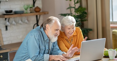 Комп'ютер та старше покоління. Як уникнути деменції?